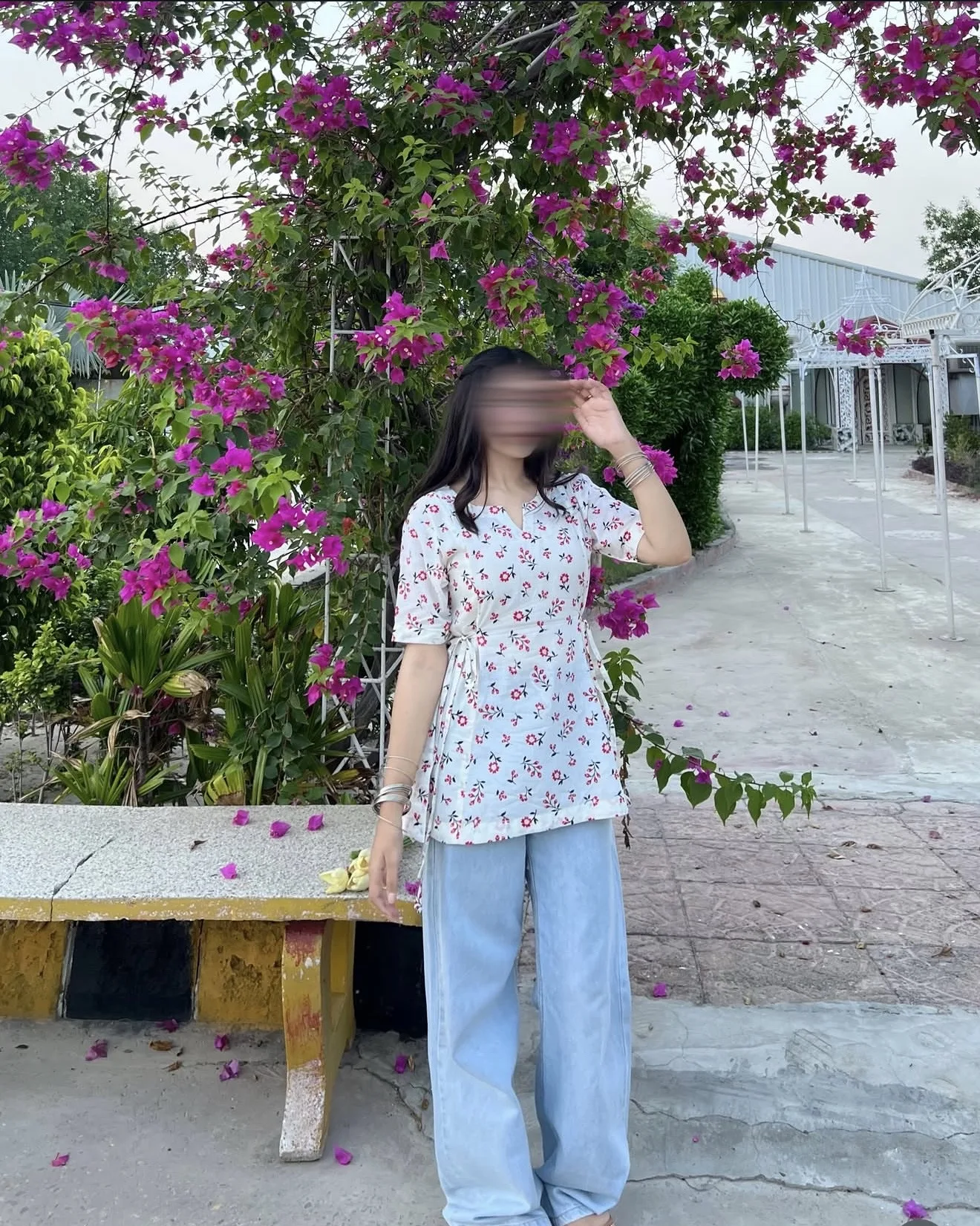 Ayla kurti